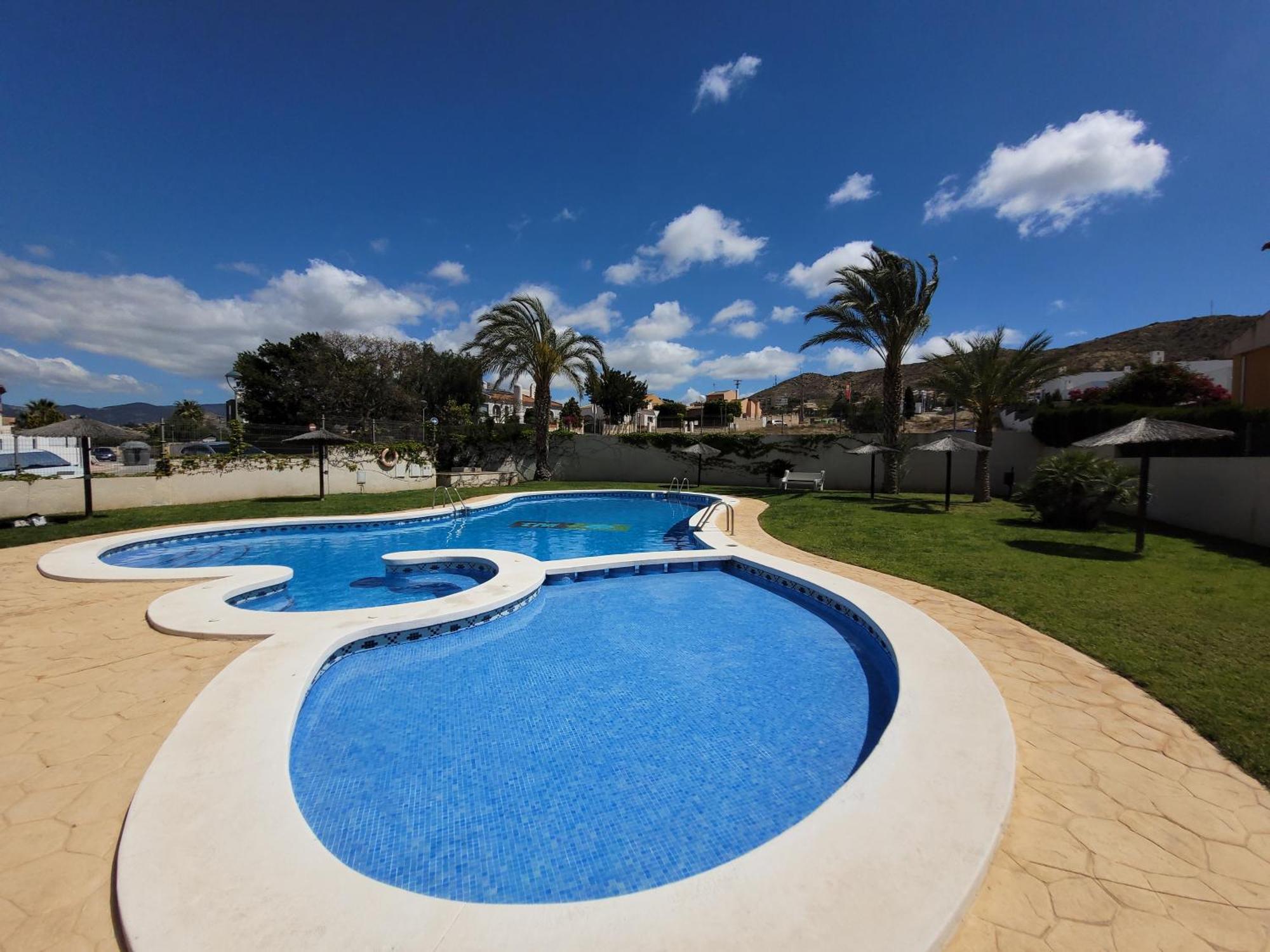 Chalet Adosado Acogedor Busot Alicante Exteriör bild