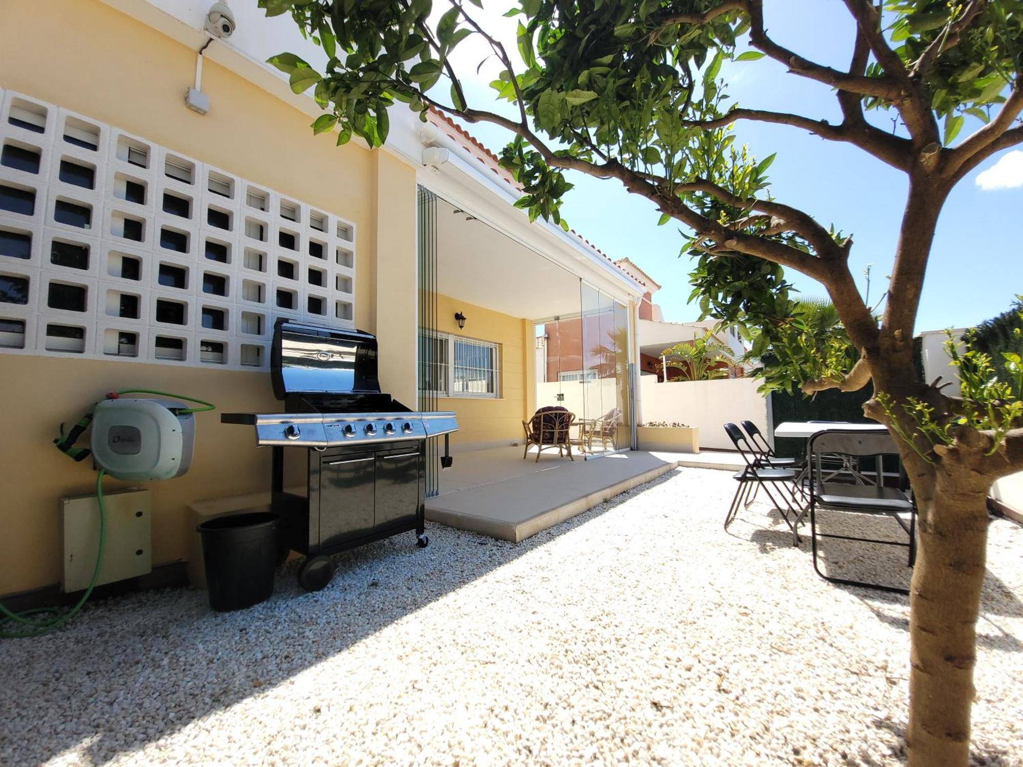 Chalet Adosado Acogedor Busot Alicante Exteriör bild